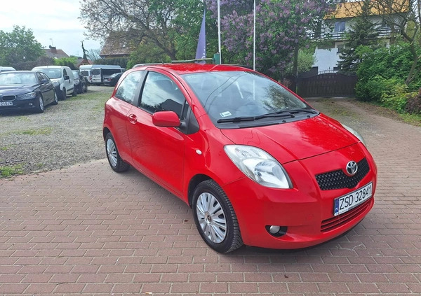 Toyota Yaris cena 11900 przebieg: 164000, rok produkcji 2008 z Działoszyce małe 137